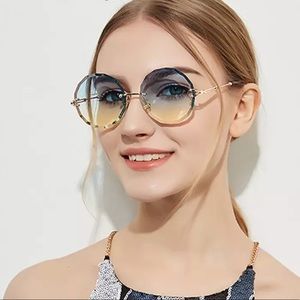 Holiday sale - Fashion sunglasses